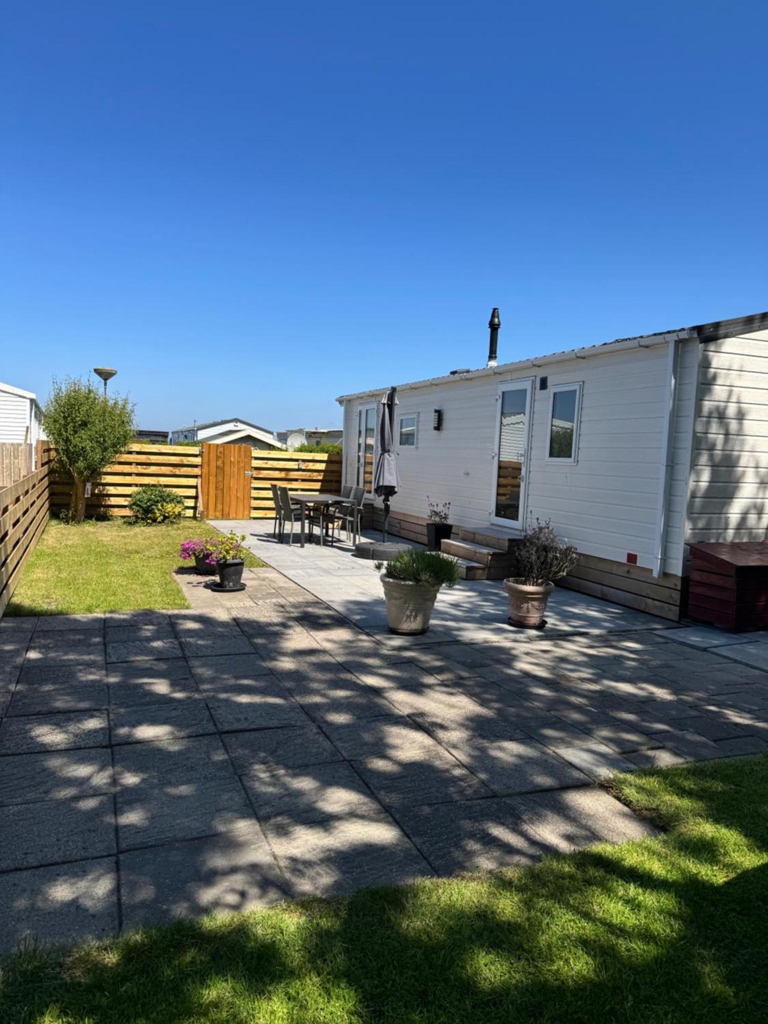 Prachtig Chalet De Wadloper Westerland Exterior foto